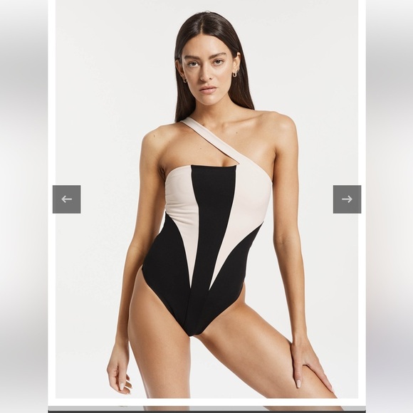Asymmetrical Le ORE Sorelle One Shoulder Bodysuit - Picture 1 of 14